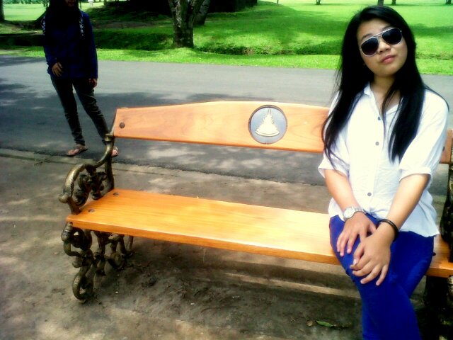 That is me| riska puspita nanda is my name. Sangat menggilai @vickykciv