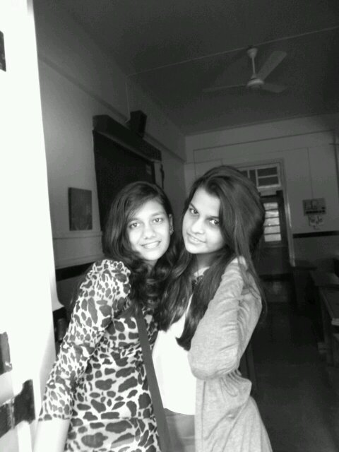 Indian.Desi.Shoppppinggggg freak.Imperfect.Being who I am.Imperial,Plain and True. Yes I follow Back ! :)  BBM:7D6D0510