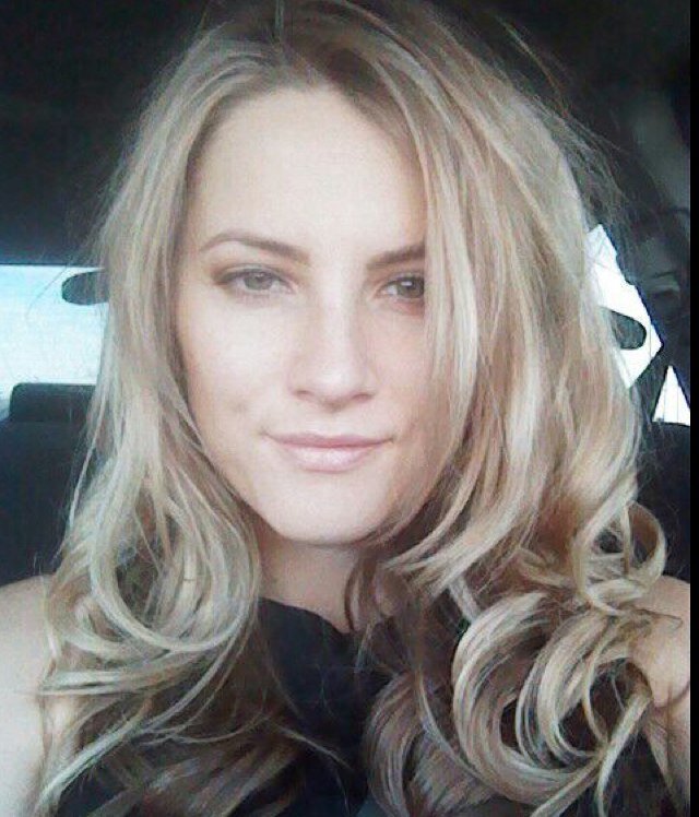 irenka_liv's profile picture. 