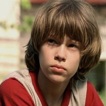 im Devin im 14 im Gavin's little Brother I am also a Conduit my Dad was Cole MacGrath but he died risking his life to save me and brother