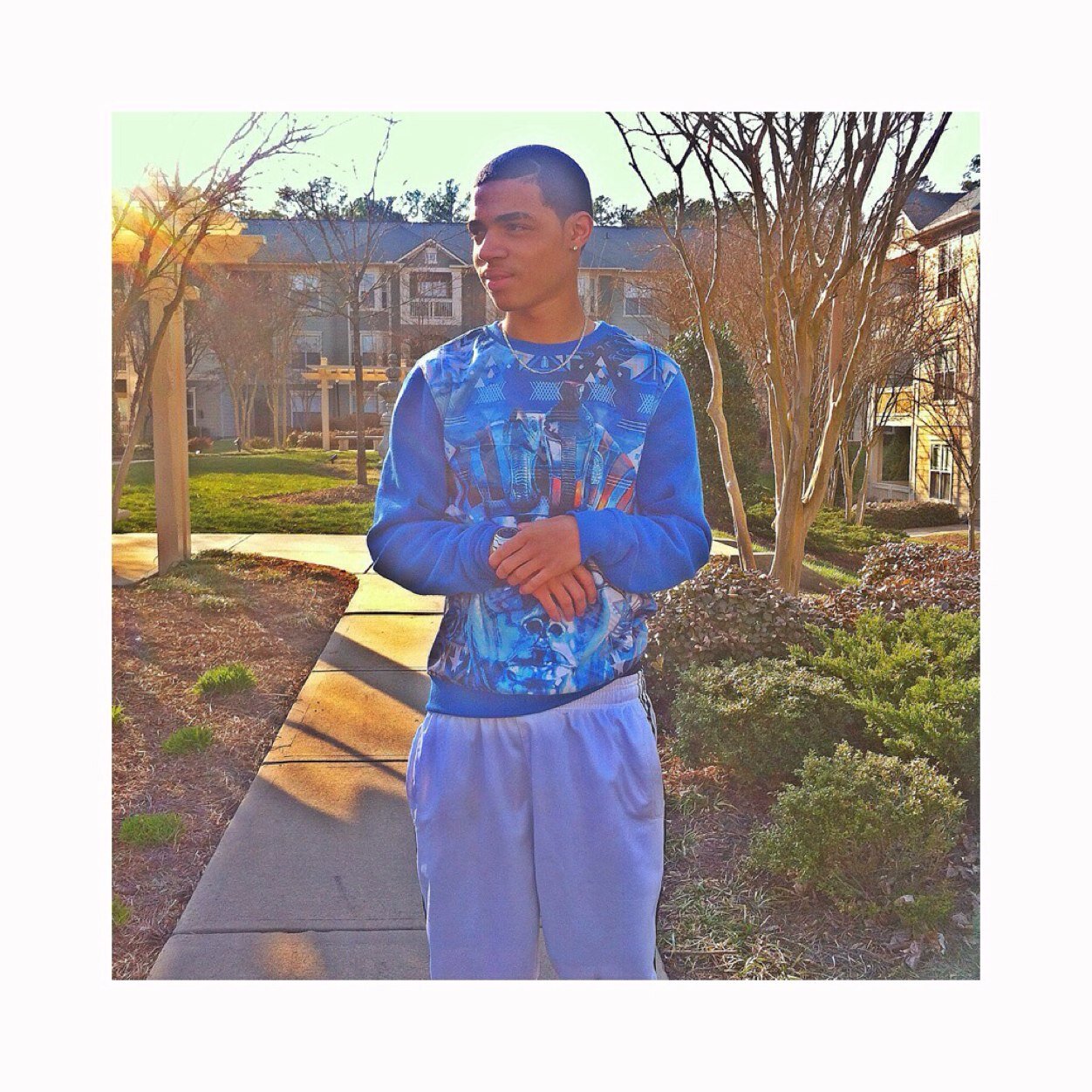 insta : almightytee__