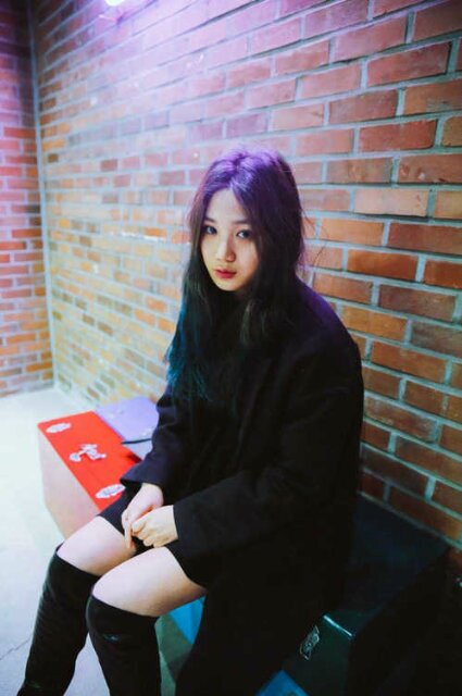 [V] @academyclosed | ©1995