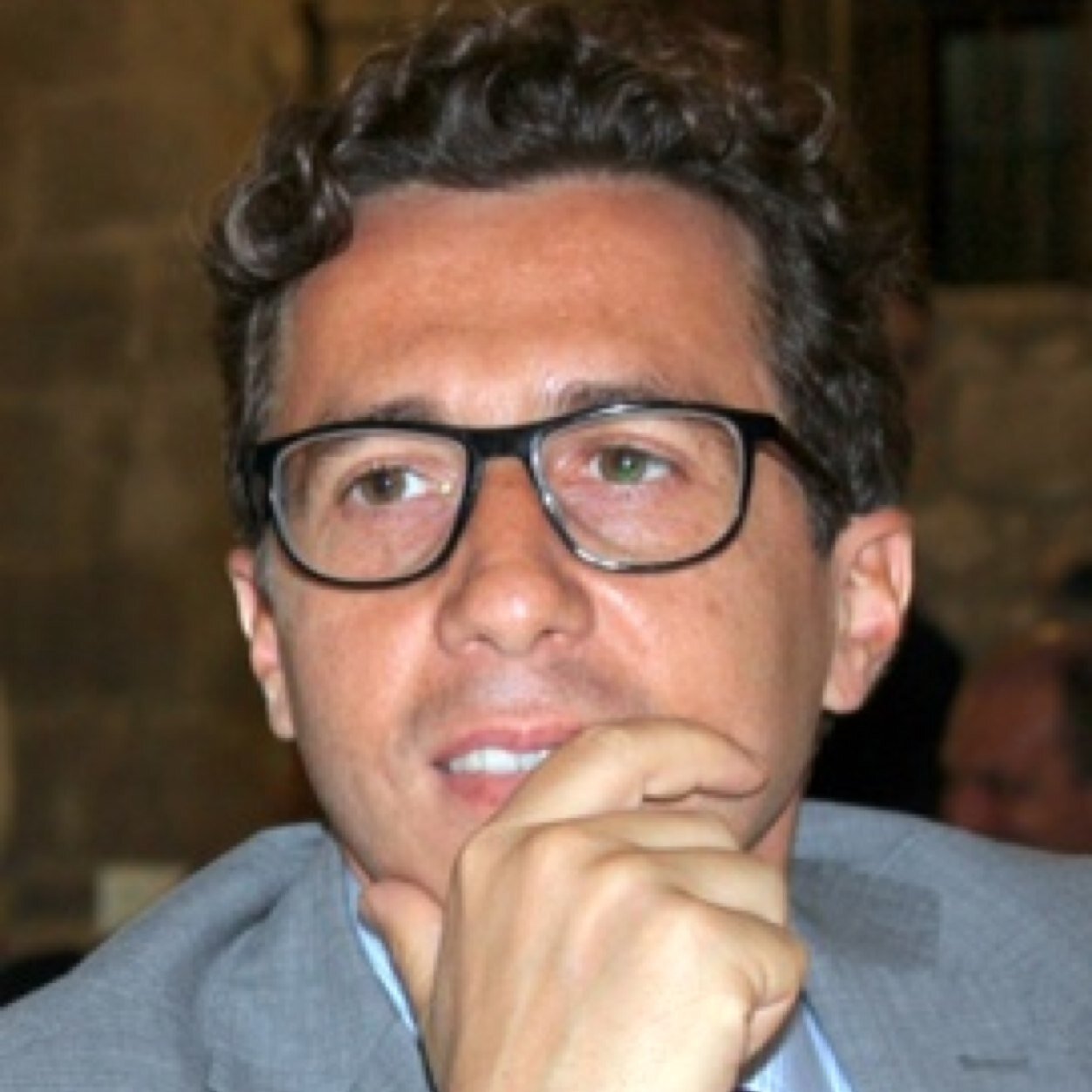 g_autorino's profile picture. Viaggiatore, Ingegnere, esploratore, project manager, innovatore e startupper. Maradoniano. Oggi #artlover in #art_rooms