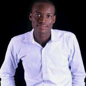 Am a Nigerian, Tall,dark,carin,lovin,honest and love to swim,dance, sing and love to meet new friends