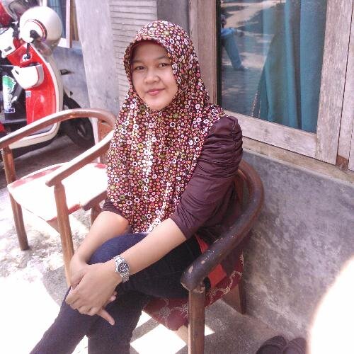 indahrfb's profile picture. 