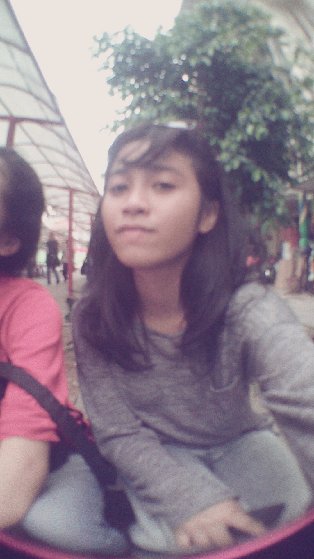 fifidwisaputri1's profile picture. follow my second acc @fifidss.not using this twitter anymore