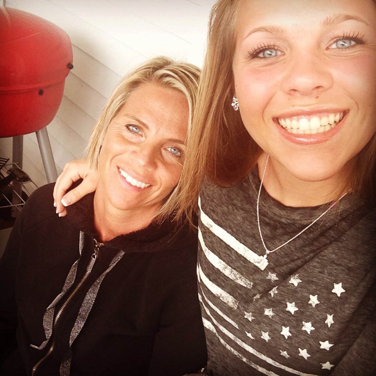 khill8330's profile picture. Mom | Nurse | Wife | Daughter | that’s pretty much it