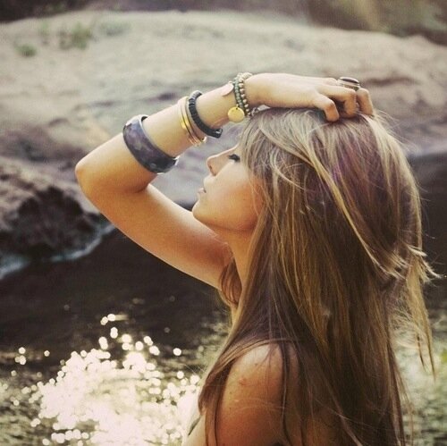 _flowerchildd's profile picture. Live easy, love freely.