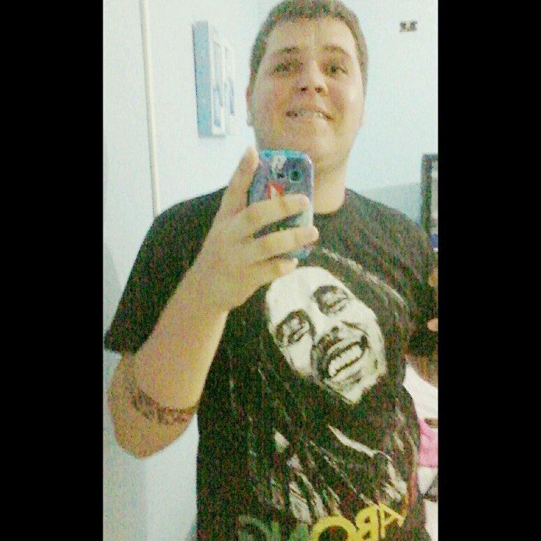 WhatsApp: 13 991662915/Instagram: victorflw