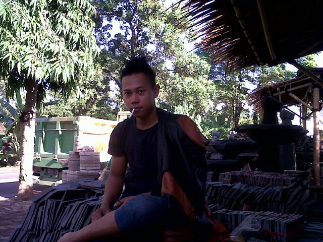y allah beri hamba mu ini ke mudahan untuk meepuh jaln yg benar,,,aiminnnnn