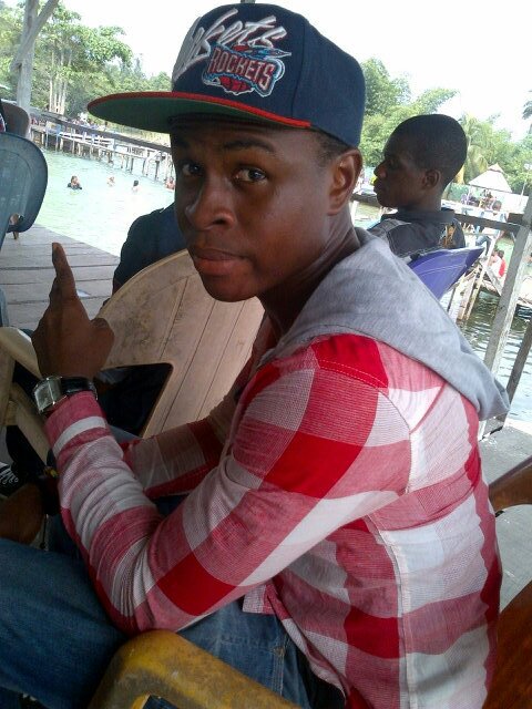 Am a cool headed guy fun to be with#teamDelsu#teamphysics #teamDopeboy