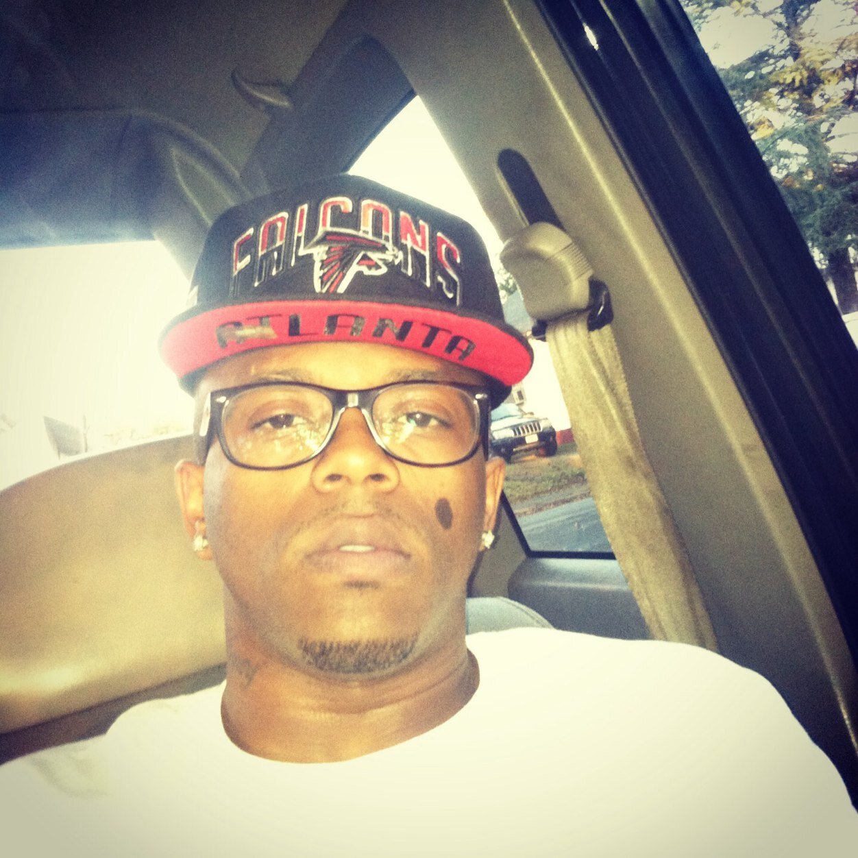 Creator of t8kova clothing.