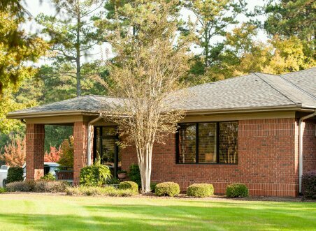Dental office providing cosmetic, restorative and preventive dentistry in a warm, friendly, family atmosphere.