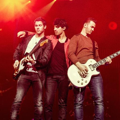 Over 2,600 Jonas Brothers Videos - Interviews, music, funny moments! Check out our fan made site http://t.co/vKpyTB7lxf ENJOY!