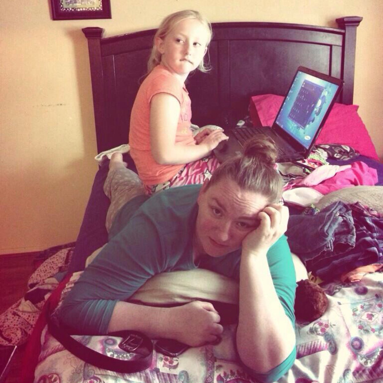 CowsertSuzanne's profile picture. Spec. Tac. Uh. Lar.