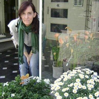 gccaro's profile picture. Beginnings are usually scary and endings are usually sad but it´s  everything in between that makes it all  worth living