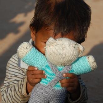 Volunteer counsellor in Cambodia. A meaningful drop in the ocean of need. Supporting traumatized children & young people.