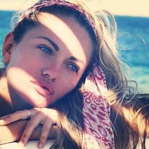 Lov3R__'s profile picture. 