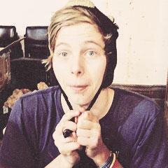A free follow. BUT PLEASE FOLLOW @perfffect_calum :) ILYSM x