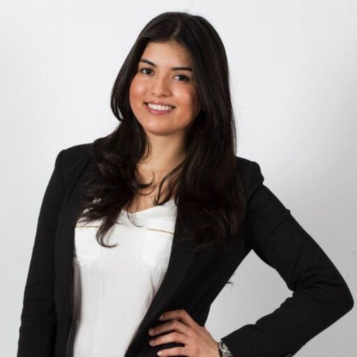 We help people look and feel great, online. #PhotoshootFriday #SocialLinks http://t.co/CikzYM3rNh