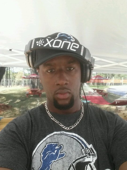 DJBreeze850's profile picture. Providing quality music for all you needs.