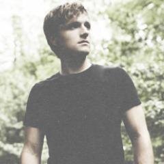 i got the nerve to adore the hunger games, tfios and divergent ×