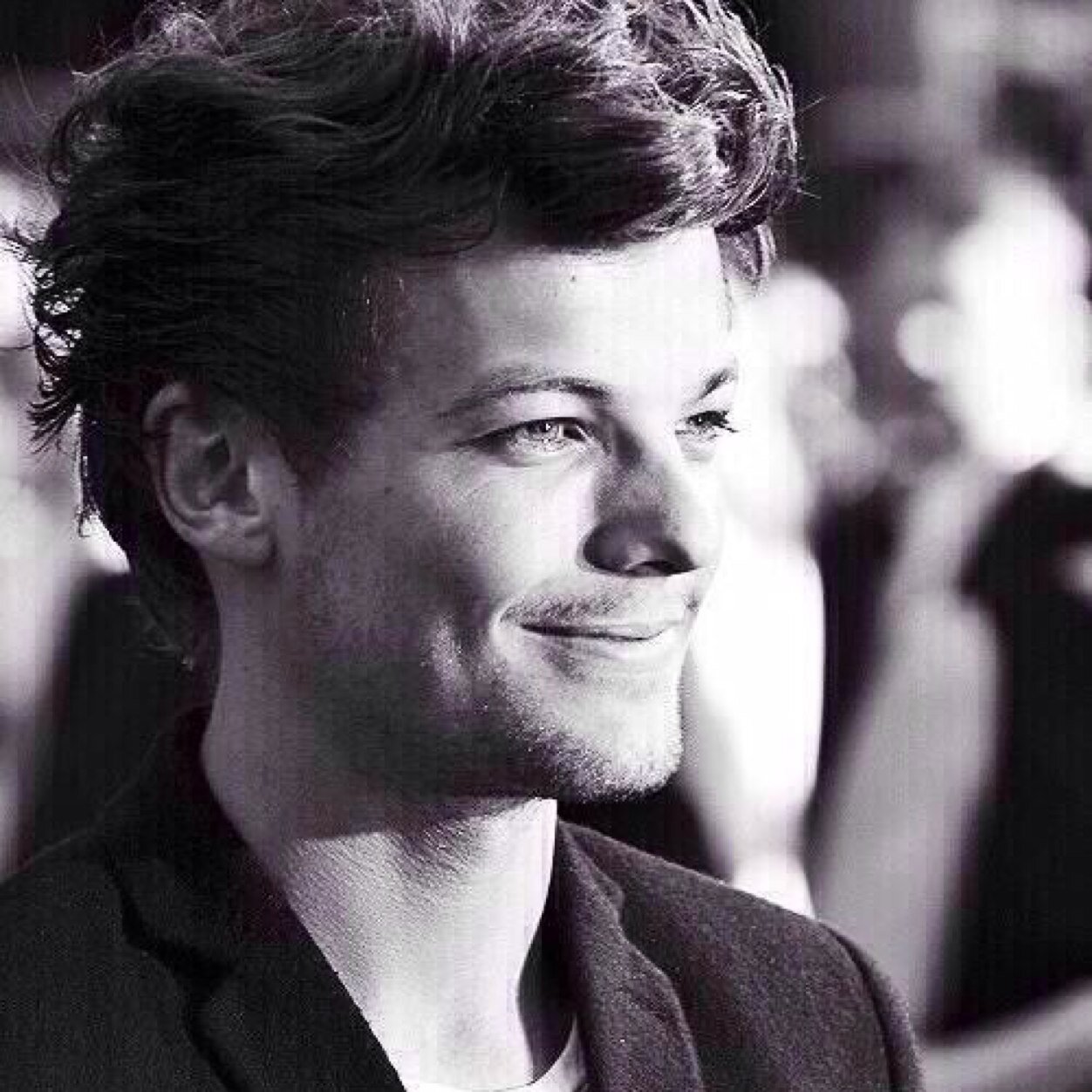 Go follow @mocha_harry and i'll give a free follow :D
