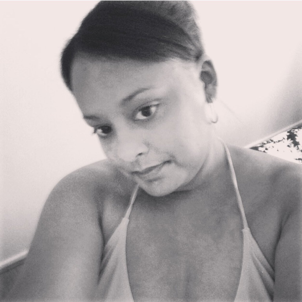 Mummy, hard worker, fashion lover, promoter for music and events !!
