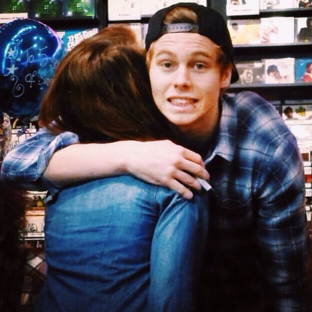 Free smile follow :) -@dukeofmuke