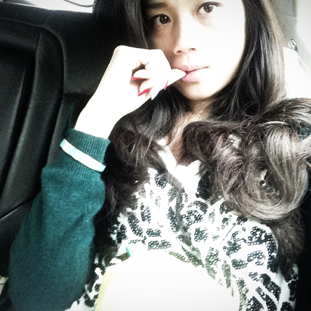 debbieSmooch's profile picture. 2 ∞ & → sweet tooth