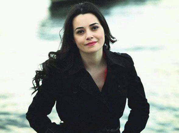 Özgü Namal Fan (@ozgunamalfun) | Twitter