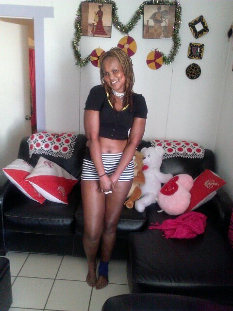 gloriathondok's profile picture. 