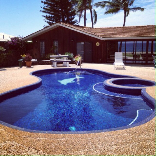 Serving the entire state of HAWAII.  We specialize in repairs and services for SUNDANCE SPAS & JACUZZI HOT TUBS as well as VINYL POOL LINERS.