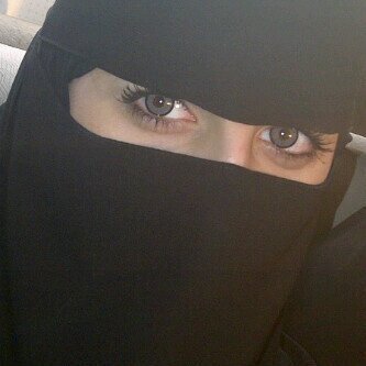 rqrq_9's profile picture. 