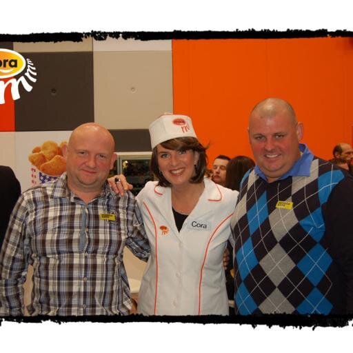 frituurBenny's profile picture. Dagschotels , steaks , scampi's , warme en koude broodjes , spaghetti , macaroni . Binnen en buiten zitplaatsen plus speeltuin voor de kids. Elke dag open.