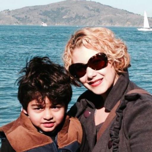 TinaNanez's profile picture. 