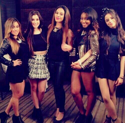 fifthalone's profile picture. hiii :) please follow @lylasflove, she follows back!!