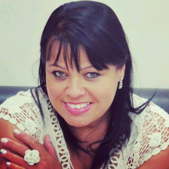 🌐#Empreedora #digitalinfluencer Pastora, Ministra da Palavra, Compositora, Mãe Juíza de Paz Compromisso com Pai☝️#louvor #gospel
Contato e Agenda 📥