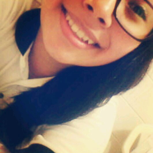 I usually smile at life:3 *-*