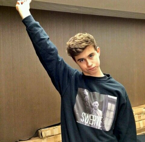 MagconFeggit's profile picture. If youre not Nash Grier, Dont fucking touch me. ×  im the swerve in Nash's step ×