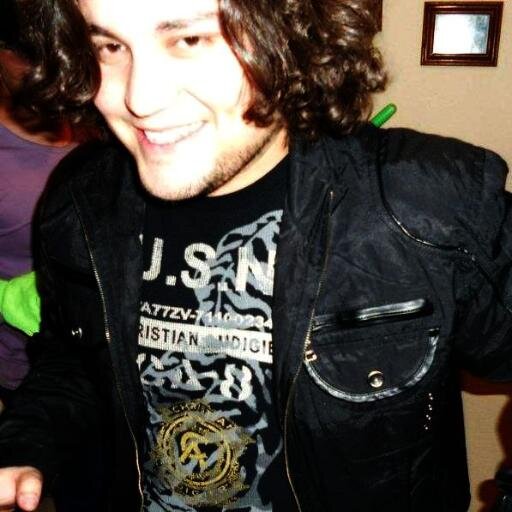 ReyMorKraken's profile picture. 