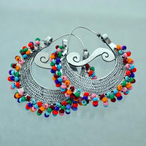 Joyería artesanal 100% hecha a mano.