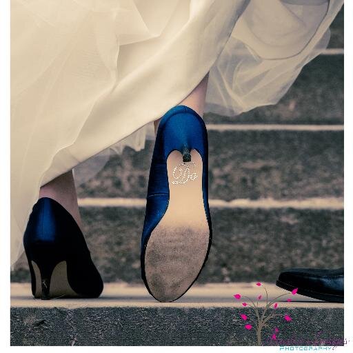 I am a wedding and family photographer, and I simply love creating stunning images.