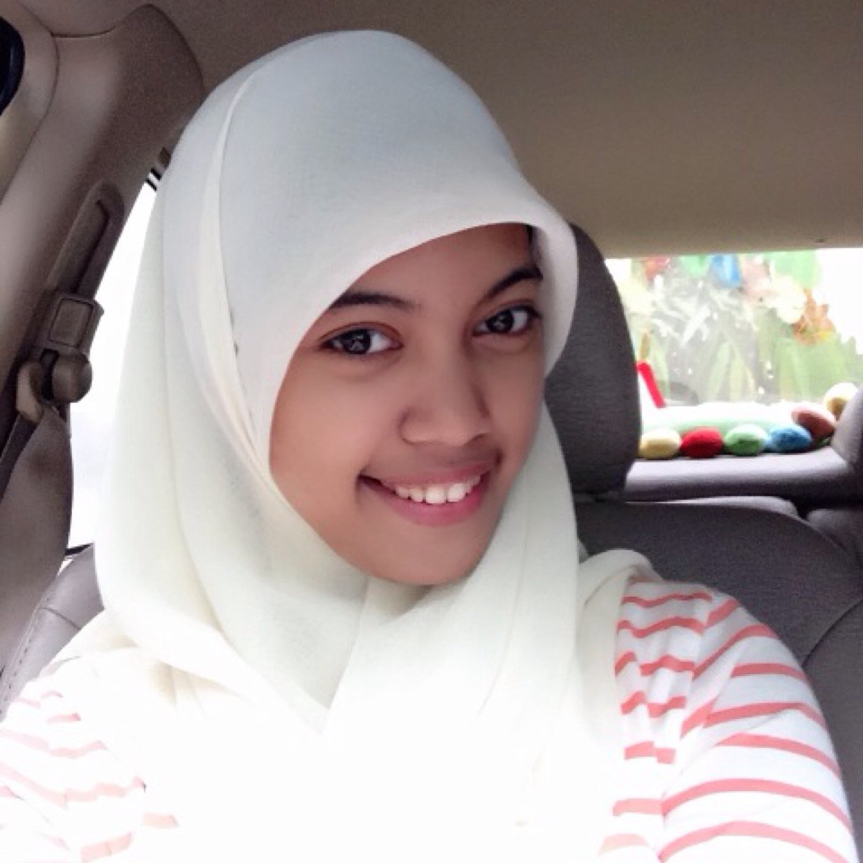 a law student,simple,and creative girl.