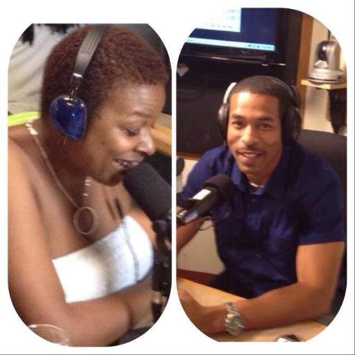 TheyMetOnline's profile picture. 