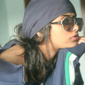 : ·̵♡̷̷̷̷̷̷̷✉̸̸،  ودي ﺎكون جنبكك ۈ ﺎحآآكيكک'  وﺎفھي بَ طلههَ ﻋيونگ'♡(=|fofo