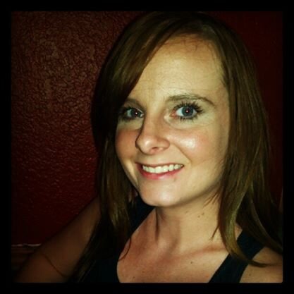 ArianaBeauty411's profile picture. 