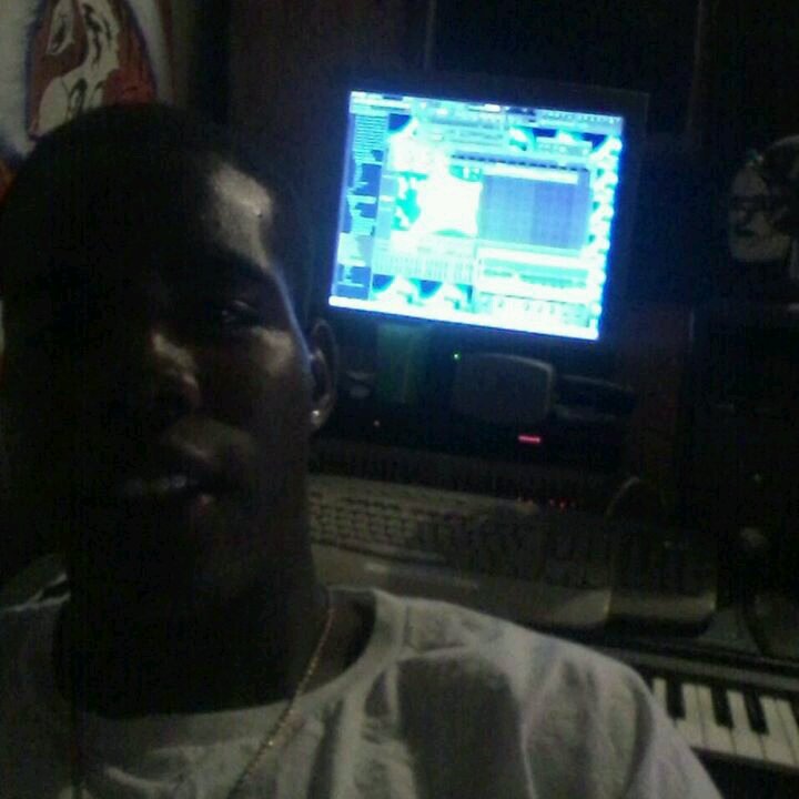 Trill nigga with a lot of ambition and a grind as mean as 3 fat chicks in a buffet line...
