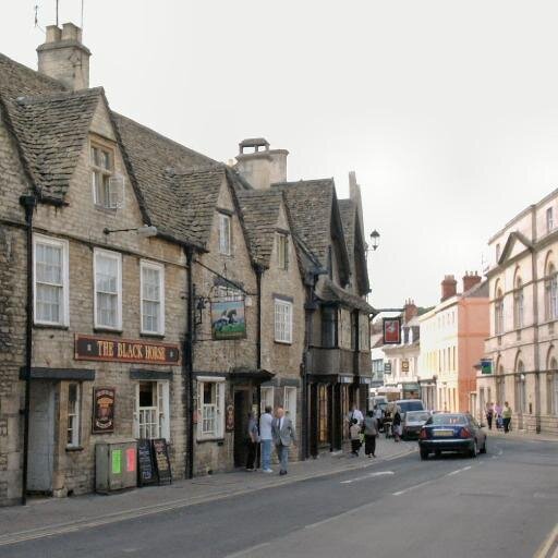 CirenReTweet's profile picture. If you have information about Cirencester then include #Cirencester #CirenRT or @CirenReTweet and we'll ReTweet it for you