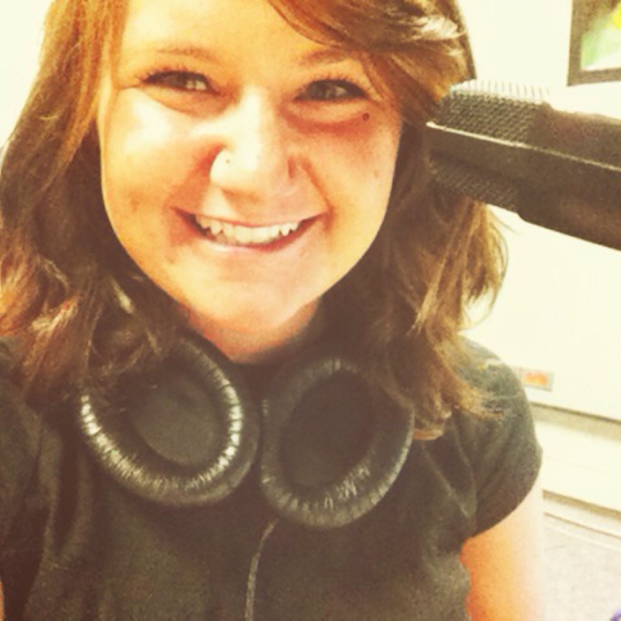 Every Monday Noon- 1:30 pm tune into my radio show on 90.5 HD3 - just click the link!